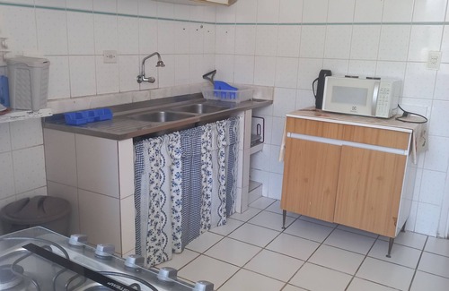 Loteamento Joao Batista Juliao Apartamento | Next to the sea with air conditioning and Wi-Fi Enseada Guarujá(Tortuga)shops on the doorstep!Secure