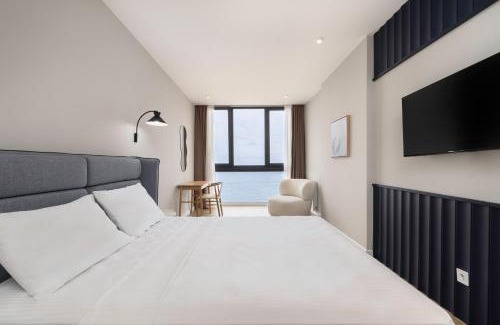 New Boulevard Hotel | Next White Aparthotel OFFICIAL