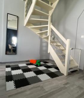 Ransart Apartamento | Next2Airport - Appartement House of Lions