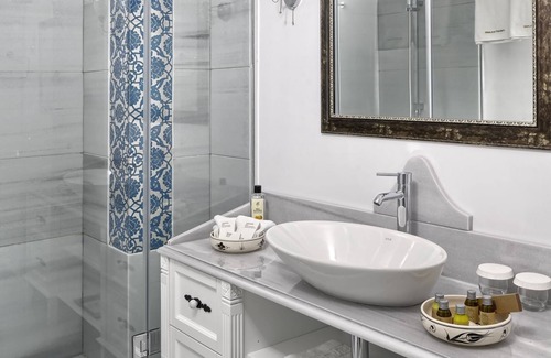 Pera Hotel | Nexthouse Pera