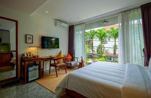 Thao Dien Hotel | Nexus House Lang Bao Chi