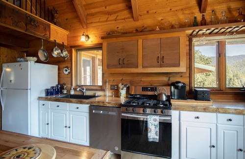 Springville Cabina | Fort Beatty ~ Ubicado en las montañas del Sequoia National Forrest