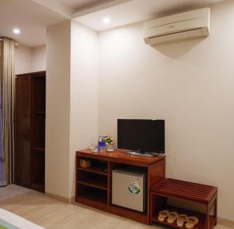 Hanoi Hotel | Ngan Ha Hotel Long Bien