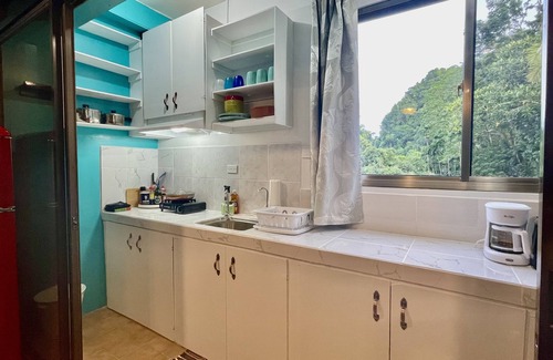 Koror Cabina | Spacious Room for Lodging in Ngermid, Koror