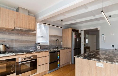 Ngongotaha Casa | Ngongotaha Lakeside Home