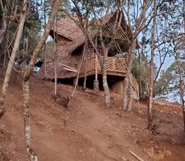 Karatu Otro | Ngorongoro Economy Lodge