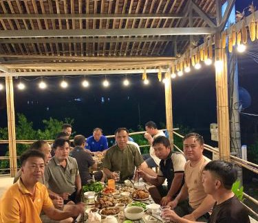 Trung Khanh Casa | Nhà Cổ Bản Giốc Homestay - Làng đá Khuổi Ky