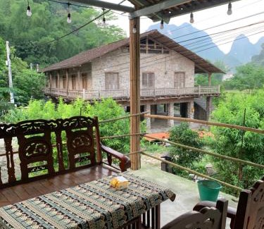 Trung Khanh Casa | Nhà Cổ Bản Giốc Homestay - Làng đá Khuổi Ky