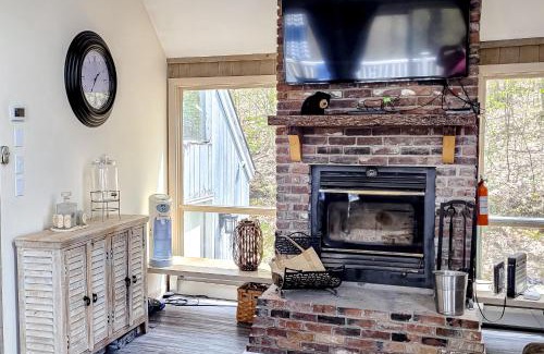Campton Casa | NH Mountain Retreat