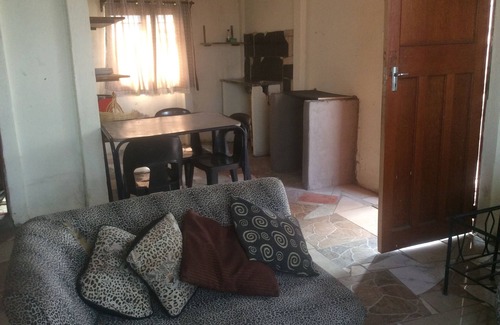 Ruwa Cabaña | Nhaka Savaal Cottages