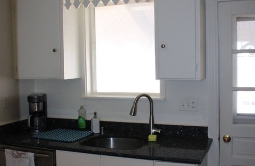 Biddeford Pool Casa | HIGH TIDE OCEAN FRONT BOOK NOW AND SAVE. THIS WILL NOT LAST.