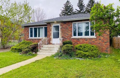 Thorold Casa | Niagara Family Getaway - Wi-Fi