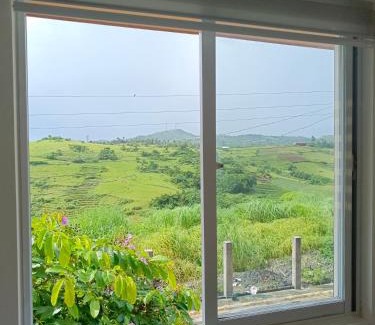 Legazpi Apartamento | Niana’s Place 2BR w Garden, Internet, Netflix