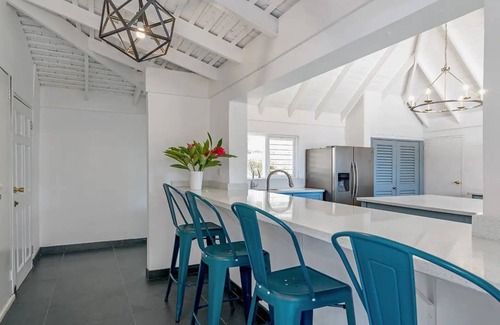 Montego Bay Villa | Nianna Eden