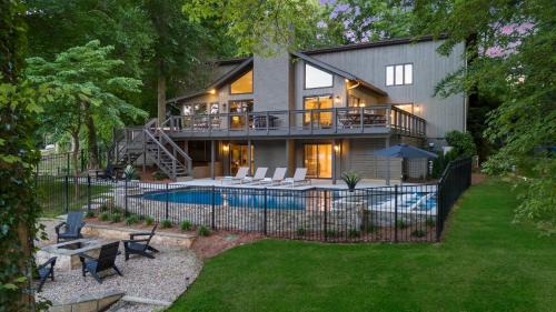 Westport Casa | Niblick on Norman w/Heated Pool & Optional Boat Rental