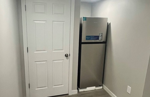 Winnipeg Casa | Nice 2 bed basement + private entrance