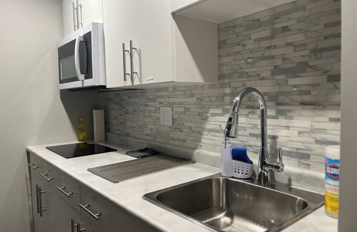 Winnipeg Casa | Nice 2 bed basement + private entrance