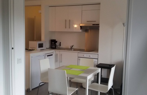 Boulouris-sur-Mer Apartamento | Niza 2 HABITACIONES EN PLANTA BAJA CON terraza privada y piscina