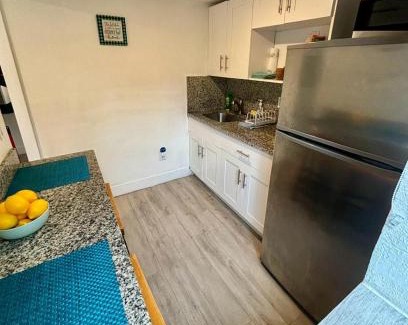Midtown Casa | Nice 2 Twin bedroom - Best central location in Miami - Luggage storage, parking and Laundry for free!