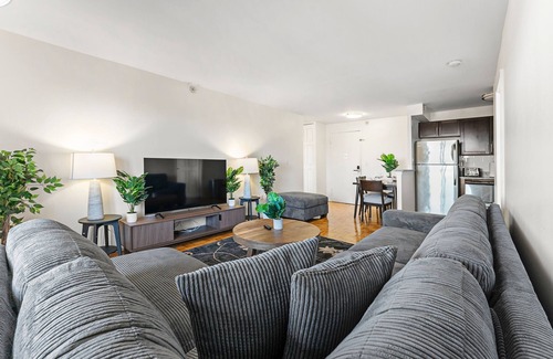 North Brookline Apartamento | Nice 2bd/1.5ba near BU 8346