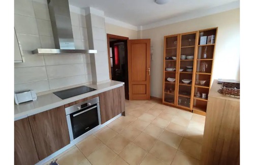 Tegueste Apartamento | Agradable casa adosada de 3 dormitorios con garaje