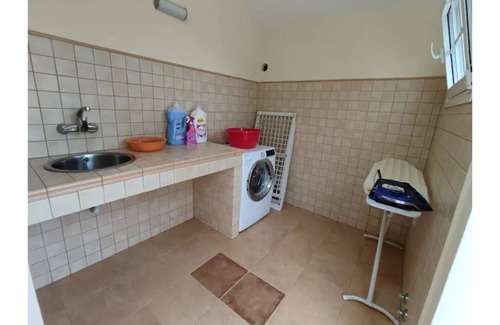 Tegueste Apartamento | Agradable casa adosada de 3 dormitorios con garaje