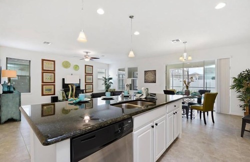 Sandy Ridge Complejo | Nice 5Bd Spa Pool Gm Hm Shire at West Haven-1339YC