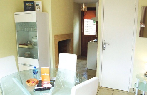 Saint-Jouan-des-Guerets Apartamento | Acogedor apartamento para 4 personas con WIFI, piscina, TV, terraza y aparcamiento