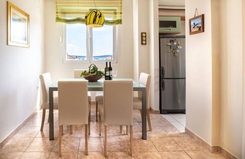 Kastel Kambelovac Apartamento | Agradable y cómodo apartamento familiar entre Split y Trogir.