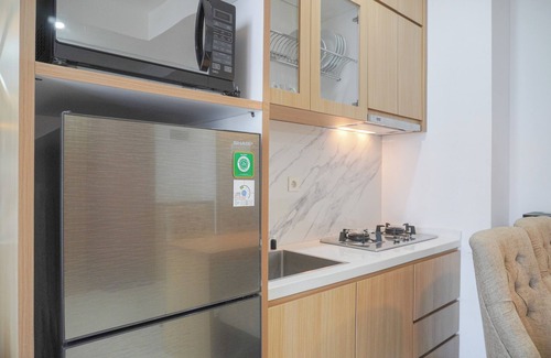 Semanggi Apartamento | Nice And Comfortable 2Br At Samara Suites Apartment