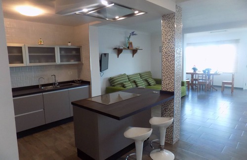 Gáldar Casa | Bonita y confortable vivienda en primera línea del mar.