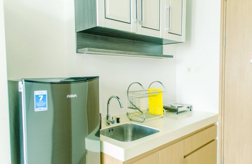Cikokol Apartamento | Nice And Cozy Studio At Tree Park City Apartment
