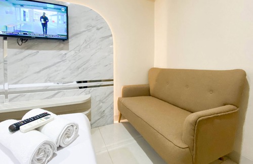 Semarang Apartamento | Nice And Elegant Studio Apartment At Warhol (W/R) Residence