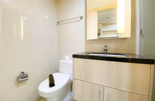 Semarang Apartamento | Nice And Elegant Studio Apartment At Warhol (W/R) Residence