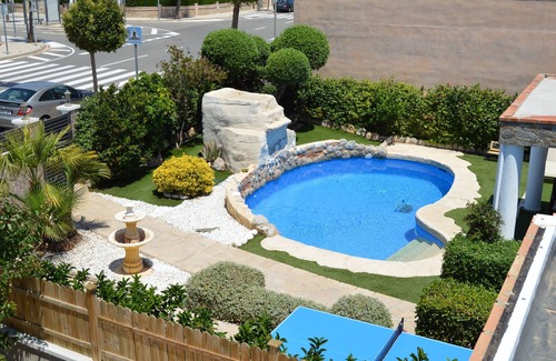 L'Hospitalet de l'Infant Chalet De Esquí | BONITA Y TRANQUILA VILLA, PISCINA PRIVADA, BBQ, A/A CERCA PLAYA