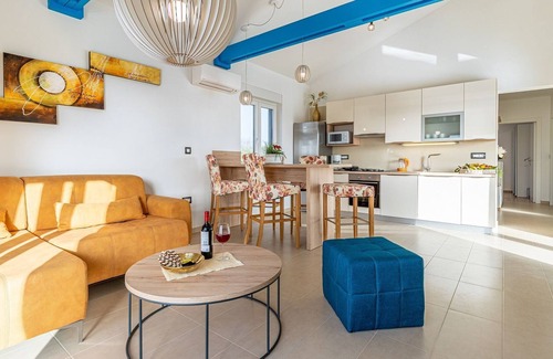 Vodnjan Cabina | Bonita y moderna casa de vacaciones cerca de Pula con piscina privada