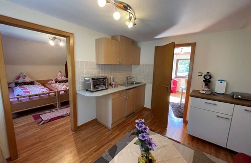 Adenau Apartamento | Acogedor apartamento para 2 personas con WIFI, TV y aparcamiento