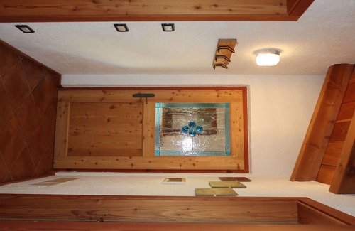 Calceranica al Lago Apartamento | Precioso apartamento para 4 personas con TV, patio, mascotas permitida y aparcamiento