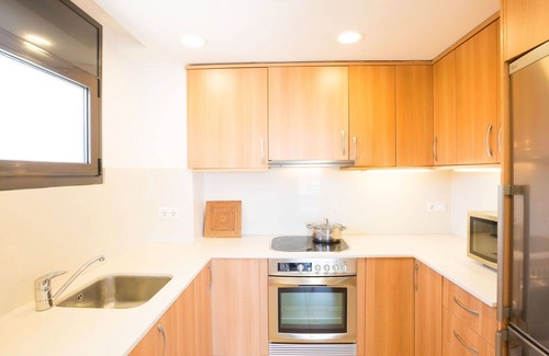 L'Estartit Apartamento | Precioso apartamento para 4 personas con WIFI, A/C, TV, terraza y aparcamiento