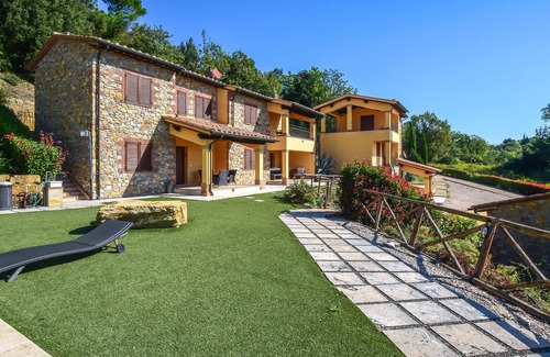 Monteverdi Marittimo Apartamento | Bonito apartamento en Monteverdi.