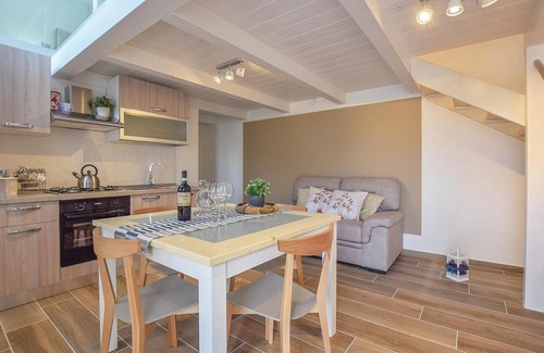 Laureana Cilento Apartamento | Bonito apartamento en Laureana Cilento.