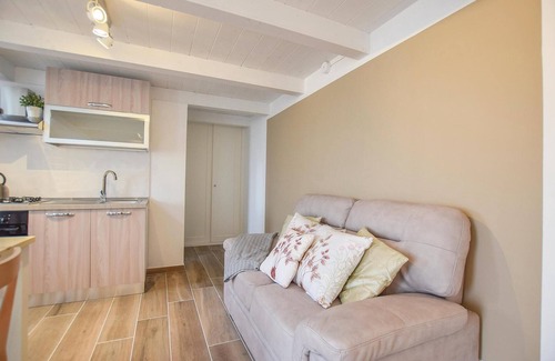 Laureana Cilento Apartamento | Bonito apartamento en Laureana Cilento.