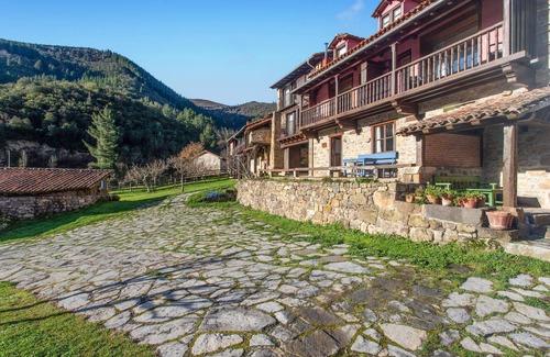 Cabezón de Liébana Apartamento | Nice apartment in Cabezon de liebana