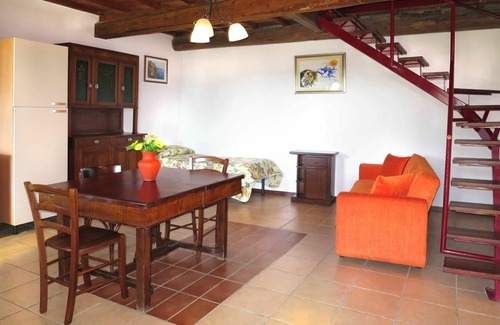 Santo Villa | Apartamento en villa con piscina, terraza, mascotas permitida, vista panorámica, aparcamiento