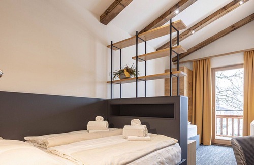 Hallerndorf Apartamento | Nice apartment for 5 people with WIFI, hot tub, TV, terrace, pets allowed and parking