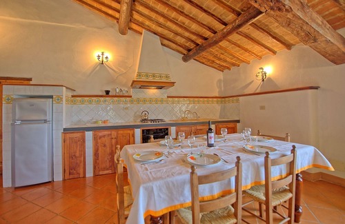 Monteroni d'Arbia Apartamento | Precioso apartamento con WIFI, piscina, vista panorámica y aparcamiento, cerca de Siena