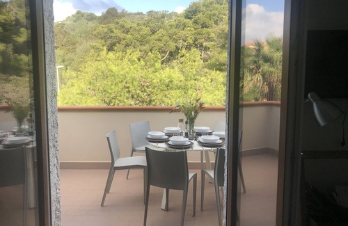 La Maddalena Apartamento | Bonito apartamento a pocos pasos de Punta Tegge