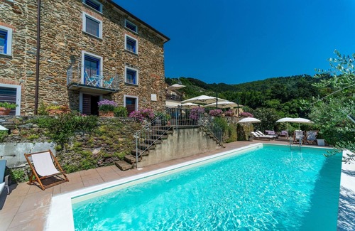 Massa Apartamento | Bonito apartamento con terraza e impresionantes vistas panorámicas de la costa.