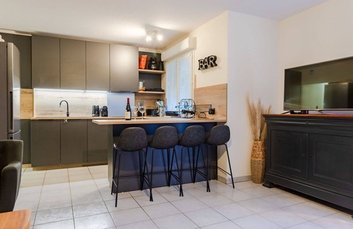 Touques Apartamento | Bonito apartamento para 6 personas con WIFI, TV y patio