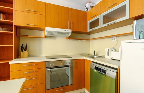 Balatonoszod Apartamento | Hermoso apartamento para 5 personas con WIFI, A/C, TV y balcón